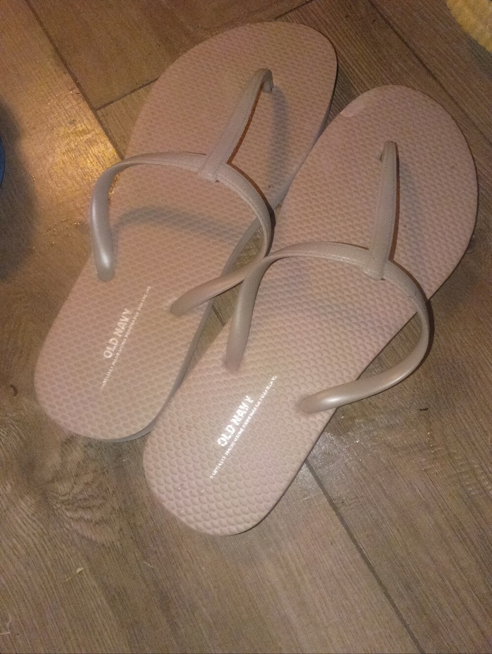 Old Navy Women's Blush Pink Thong Sandals
